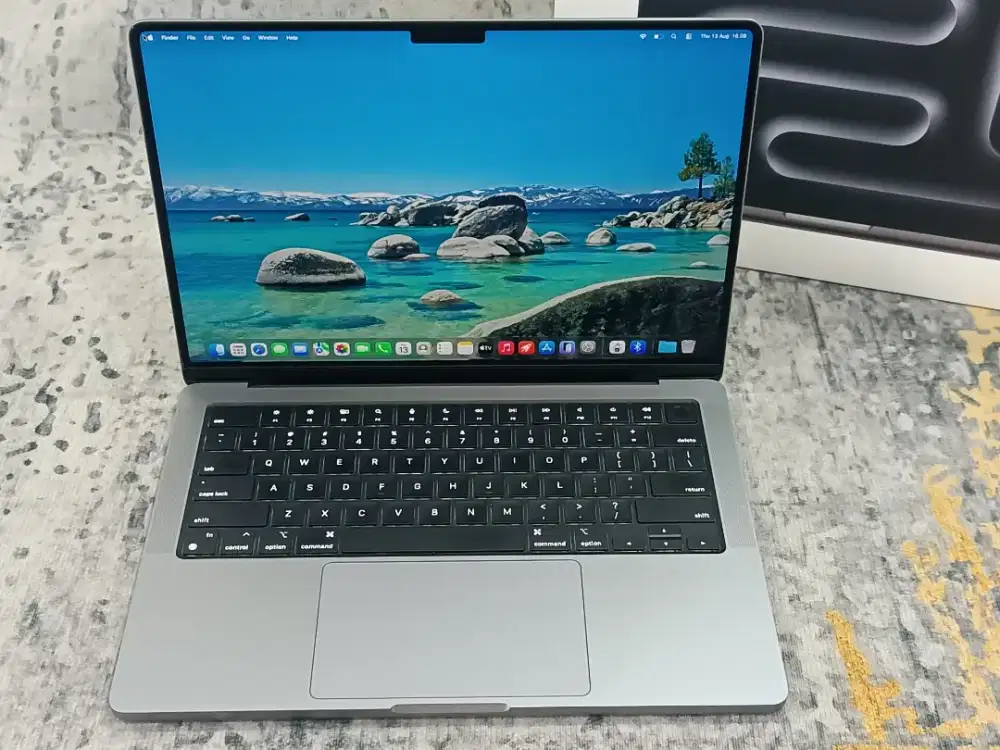 MacBook Pro 14 2023 M3 8GB 512GB Space Gray Fulset iBox Like New