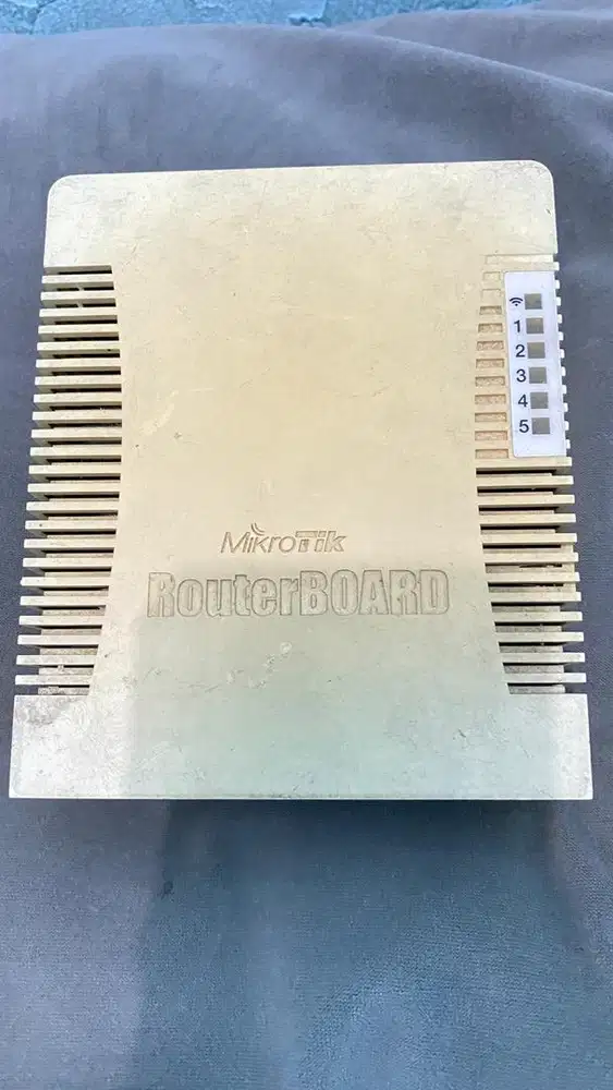 Microtik RouterBOARD RB951Ui 2HnD