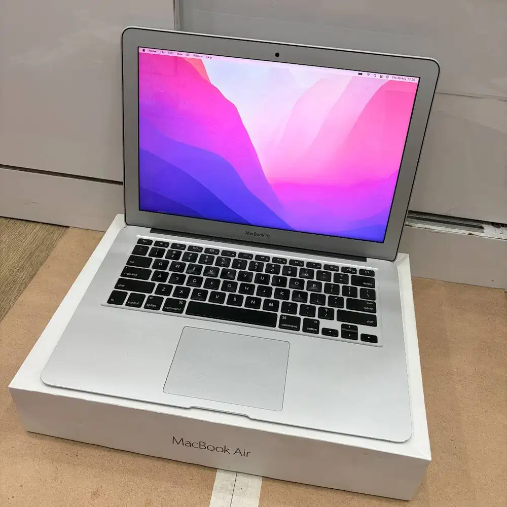 MacBook Air 13 inch 2017 8/128GB Fullset second iBox