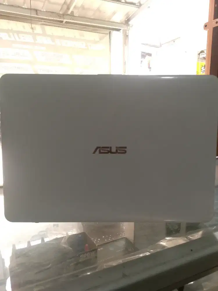 Laptop Asus X441M