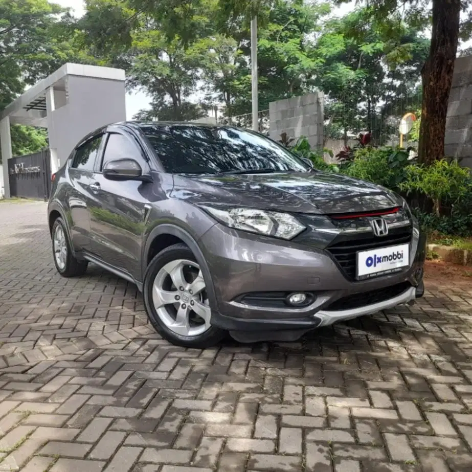 DP MURAH Honda HR-V 1.5 E Bensin-AT 2016  CNOVB