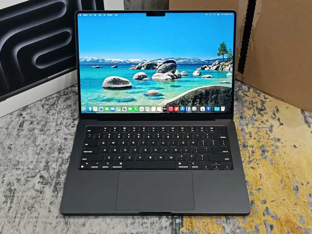 MacBook Pro 14 2024 M4 16-512GB Black Fulset iBox Warranty ON Apr 2027
