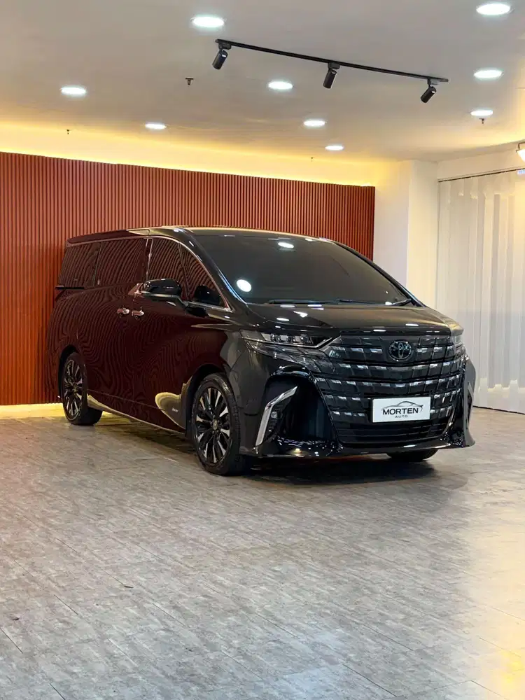 Toyota Alphard 2.5 HEV TSS 2023 Odo 17 Ribu Record Antik Bergaransi