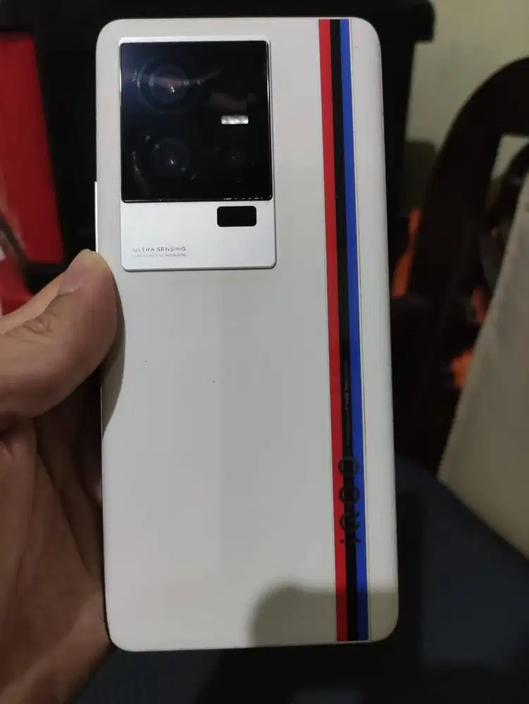IQOO 11 gaming like new fullset RAM 16GB 256GB SD 8 Gen 2