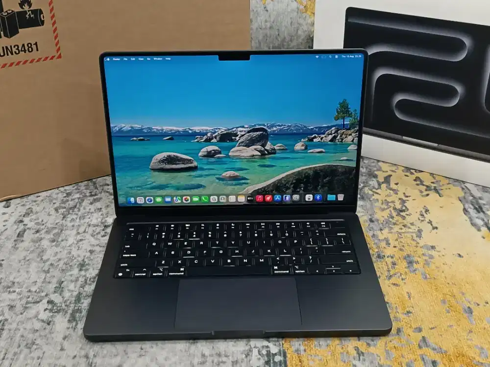 MacBook Pro 14 2024 M4 16-512GB Black Fulset iBox Warranty ON Apr 2027