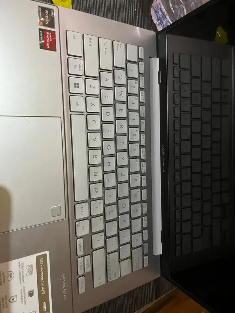 Jual Laptop ASUS Vivobook Go 14 E1404FA