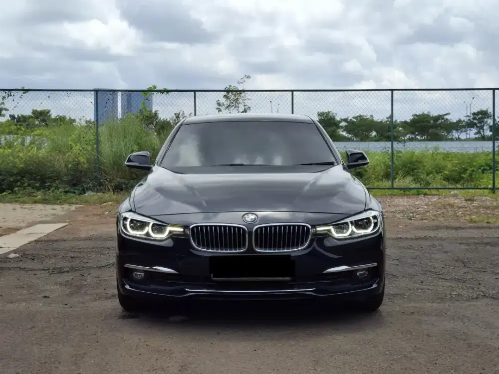 (LOW KM 25RB) BMW 320I LUXURY 2018