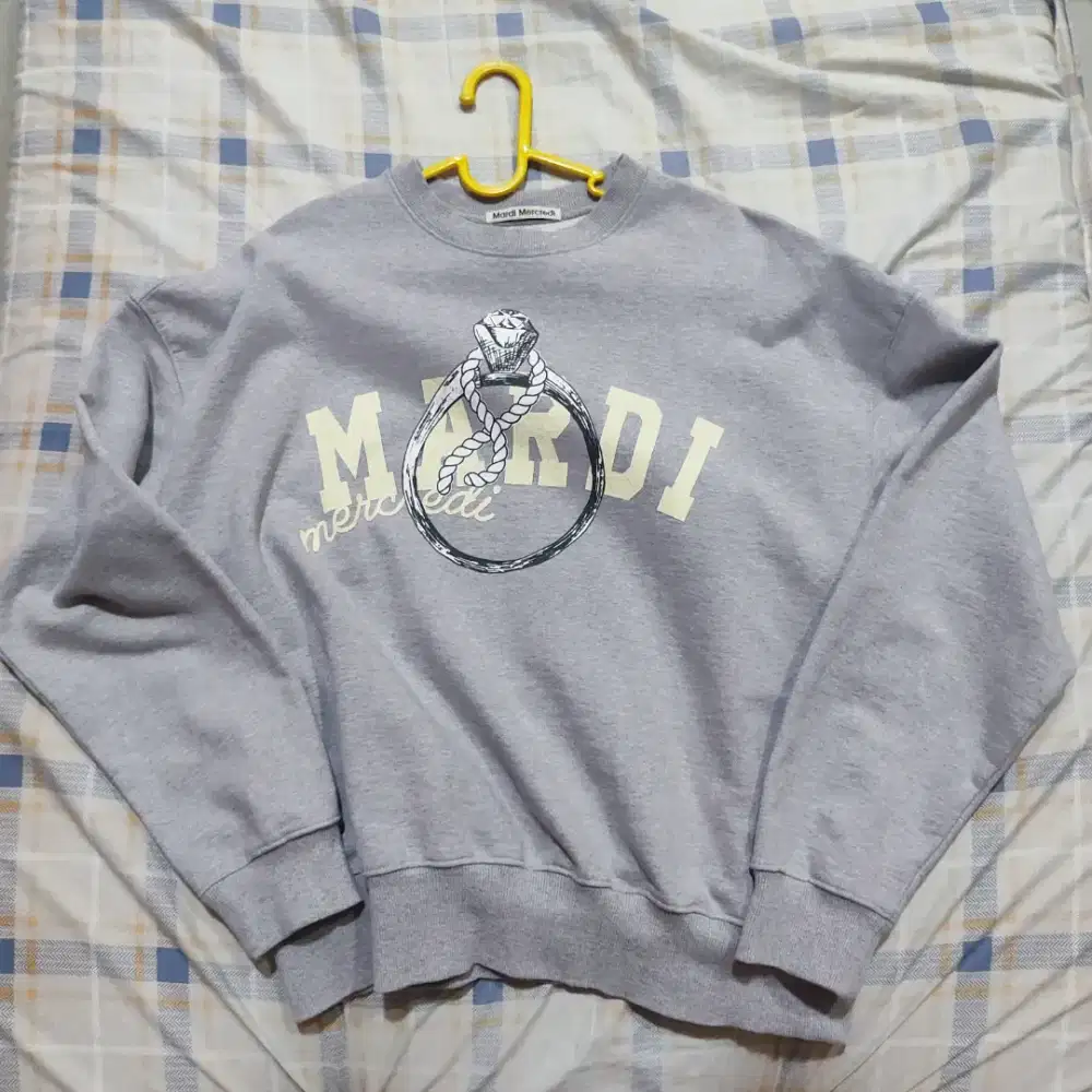 Mardi Mercredi Sweatshirt Sweater Crewneck Original