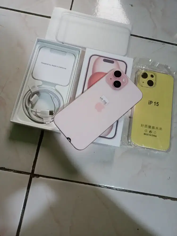 Iphone 15 pink wifi only 128gb