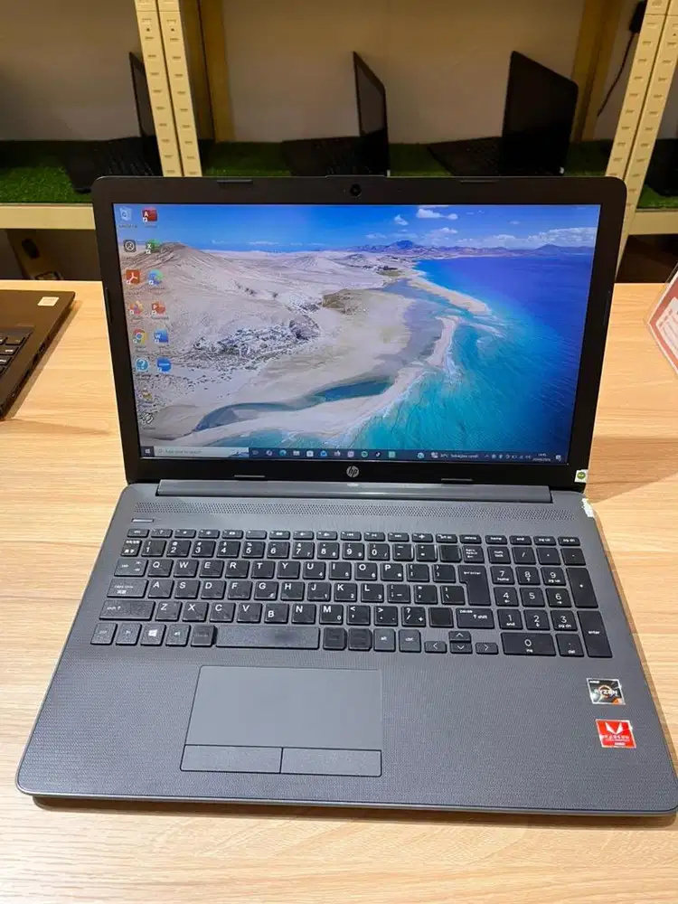 Laptop Hp 255G7 AmdRyzen 5 2500u Ram 8GB SSD 256GB