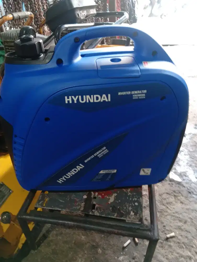 Mesin jenset silnt Hyundai 2000 watt