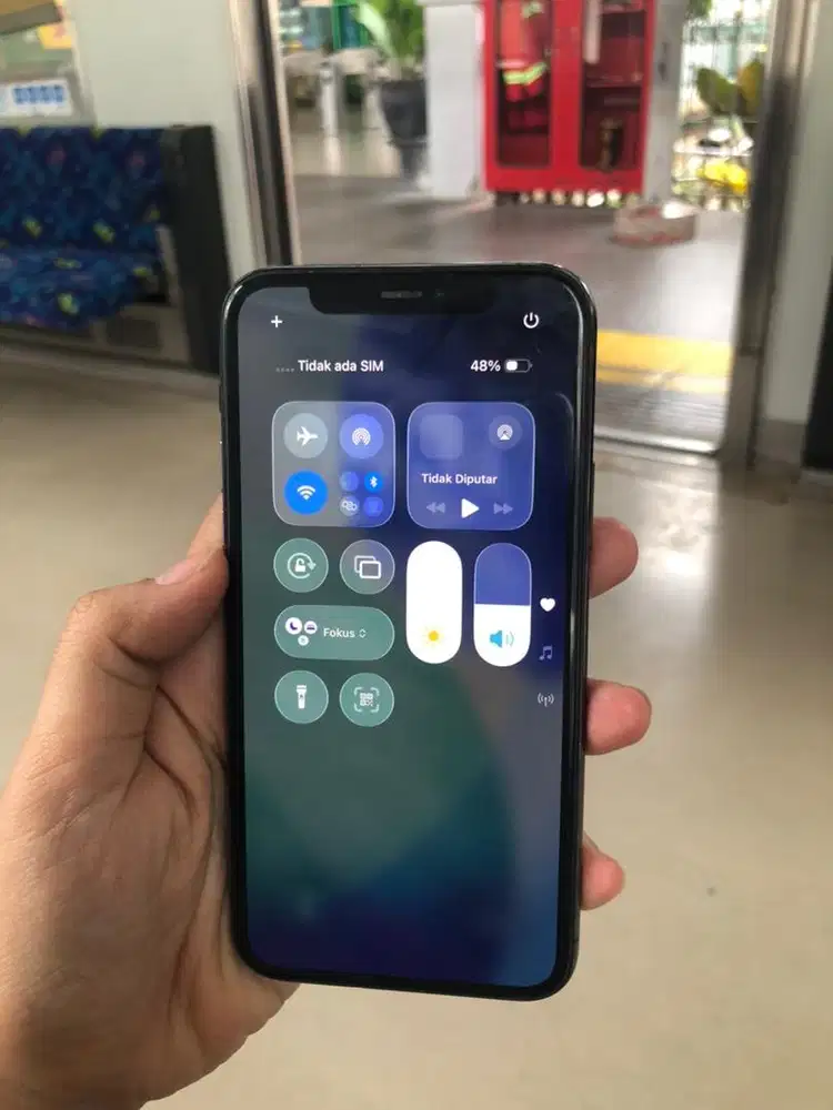 iphone 11pro 64gb whitelist all operator