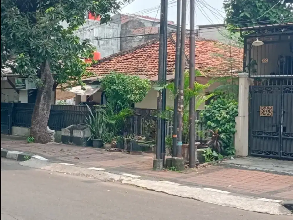 Rumah Lama Hitung Tanah Di Cipinang Baru Jakarta S9620