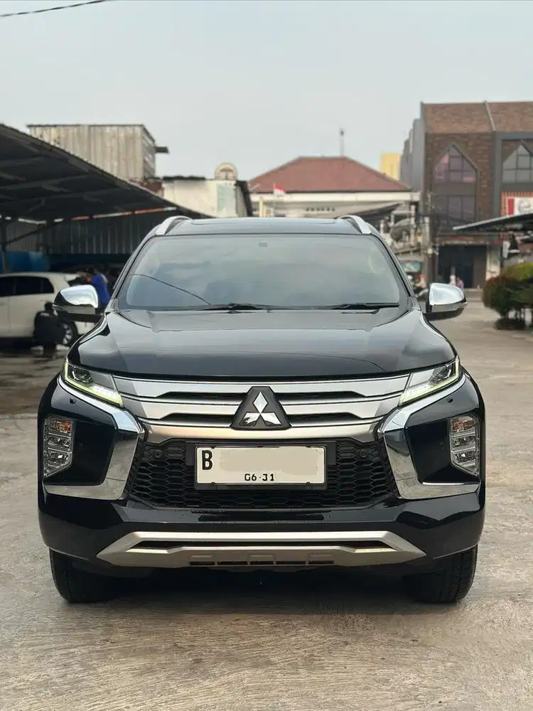 PAJERO SPORT SUNROOF 2021 SETAHUN CUMAJALAN 20.000 km