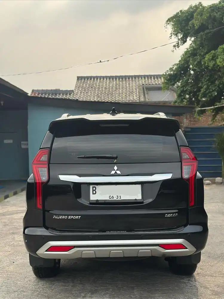 PAJERO SPORT SUNROOF 2021 SETAHUN CUMAJALAN 20.000 km
