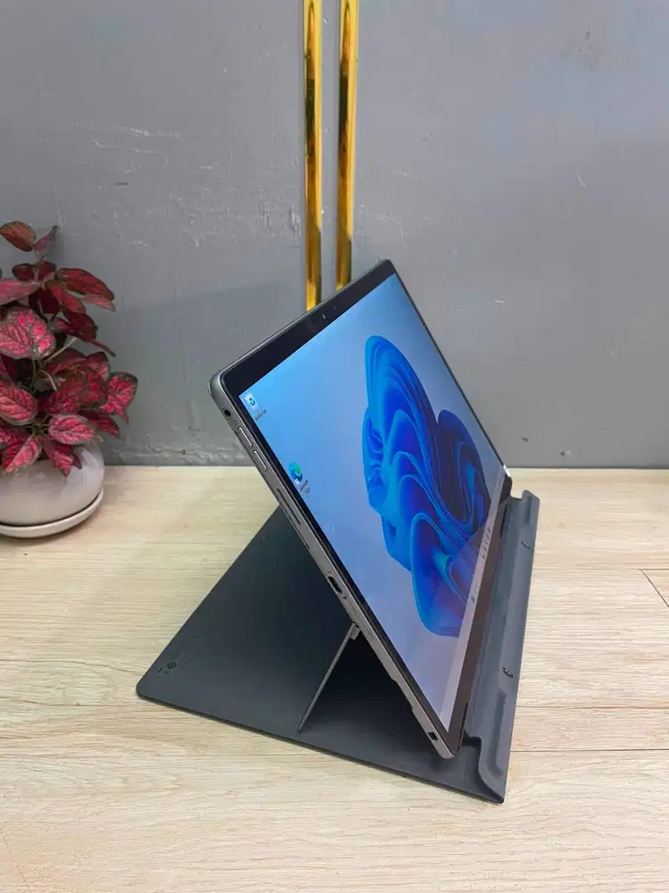 DELL 7320 DETACHABLE I5-11 16/256 LAYAR 13 INCH MINUS *ET