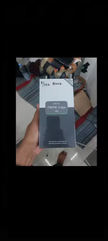 Infinix note edge 5G 8/256 layar lengkung