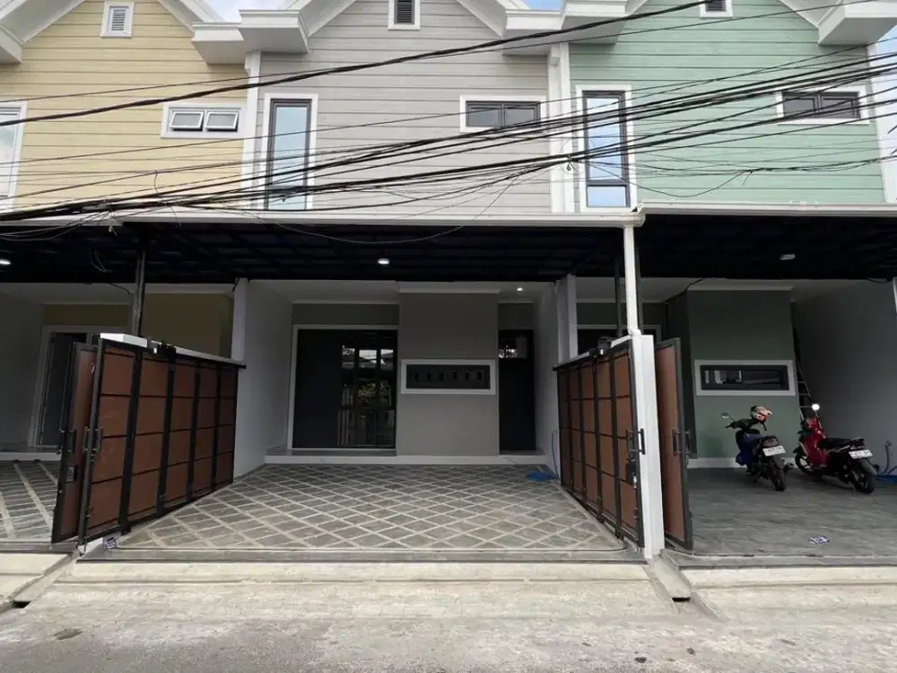DISEWA RUMAH GRESS SIAP HUNI DI UTAN KAYU SEPERTI BARU