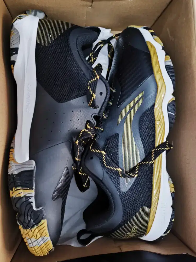 Sepatu Badminton Li Ning Ukuran 41
