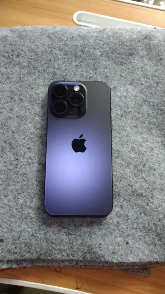 iPhone 15 pro 128
