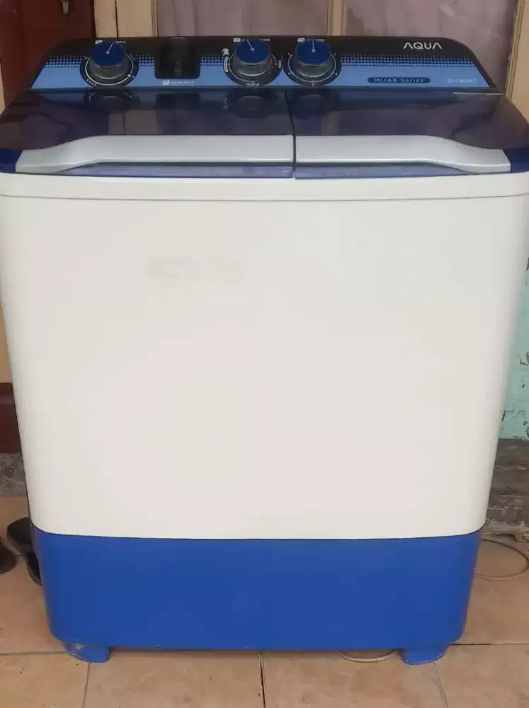 Mesin cuci aqua