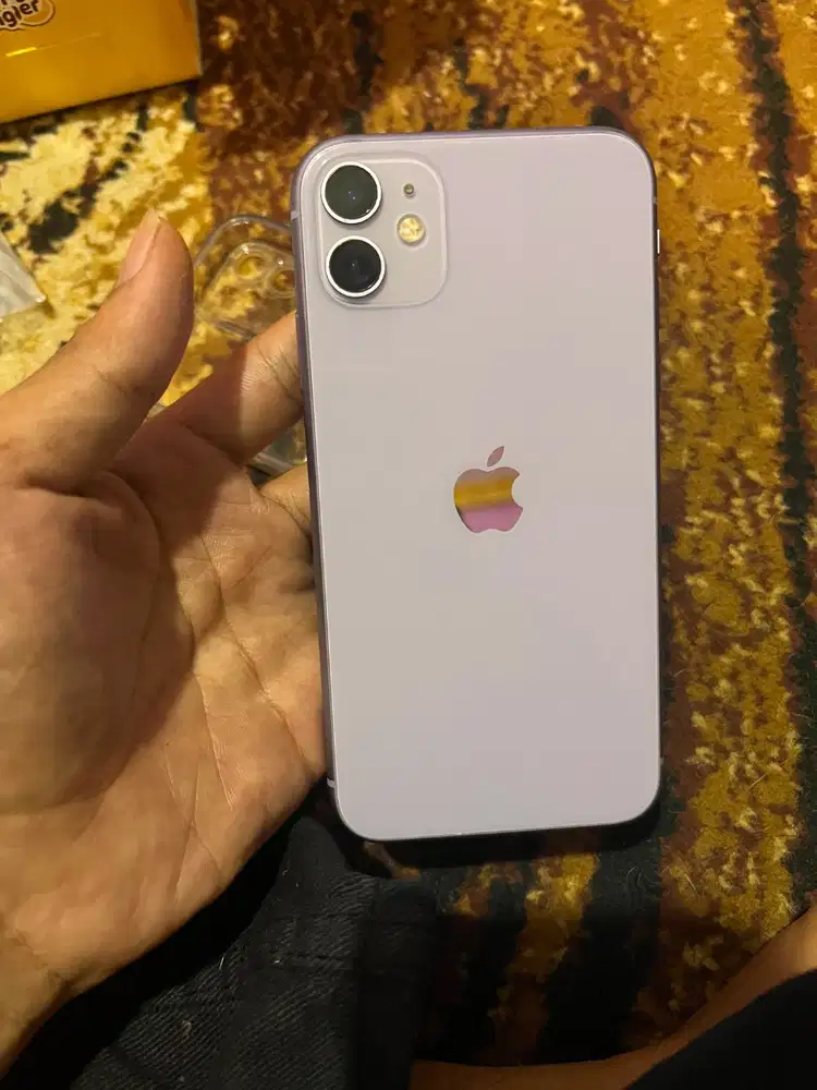 di jual ipon 11 kapasitas 64GB