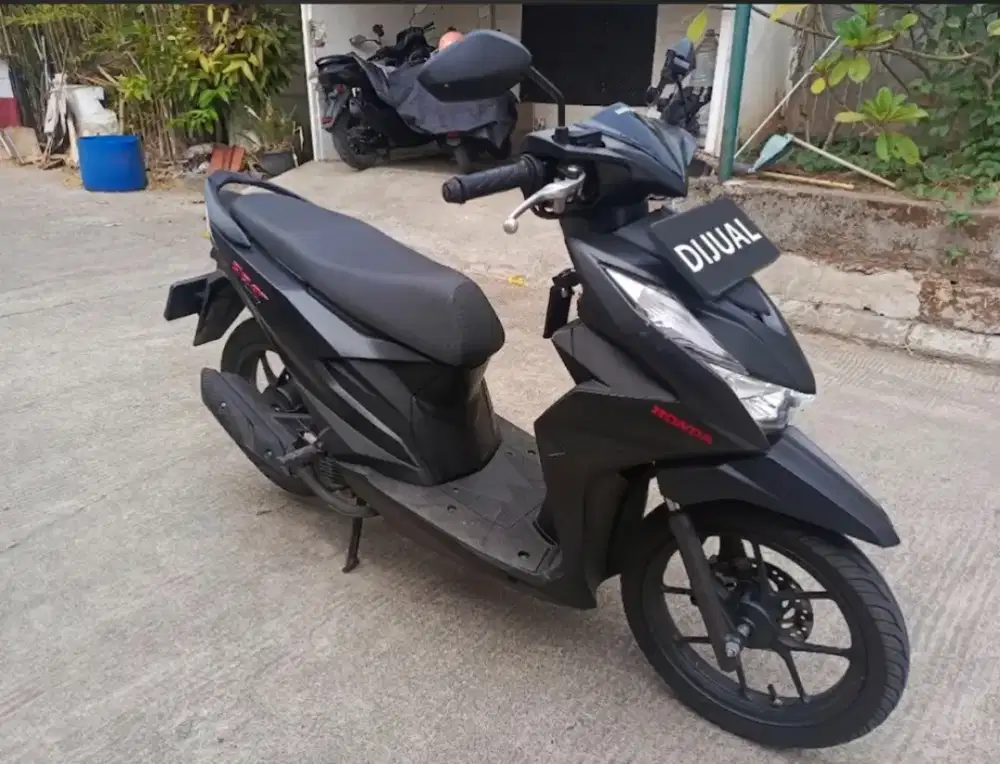 Honda beat deluxe