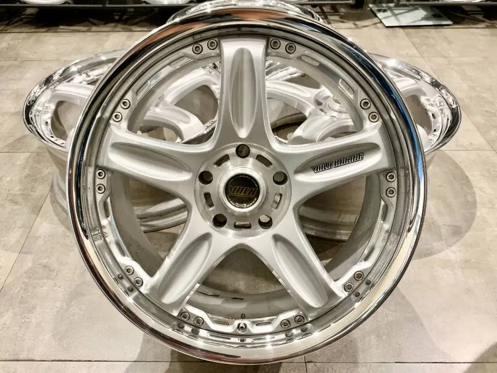 Velg Rays Volk Racing GTC Japan, R-18, Lebar 8, PCD 5x114
