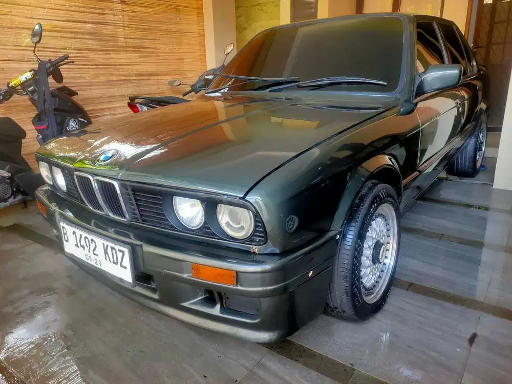 BMW 318i 1991 Bensin