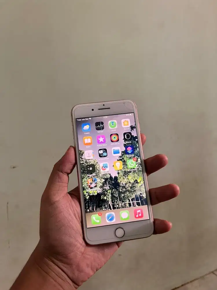 iPhone 8 plus 64GB