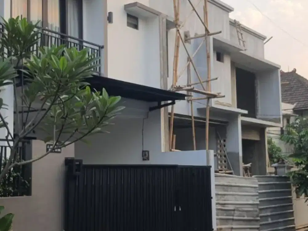 Rumah Modern 3 Lantai Plus Rooftop Strategis 800 meter ke Stasiun MRT Cipete, Jaksel - SHM