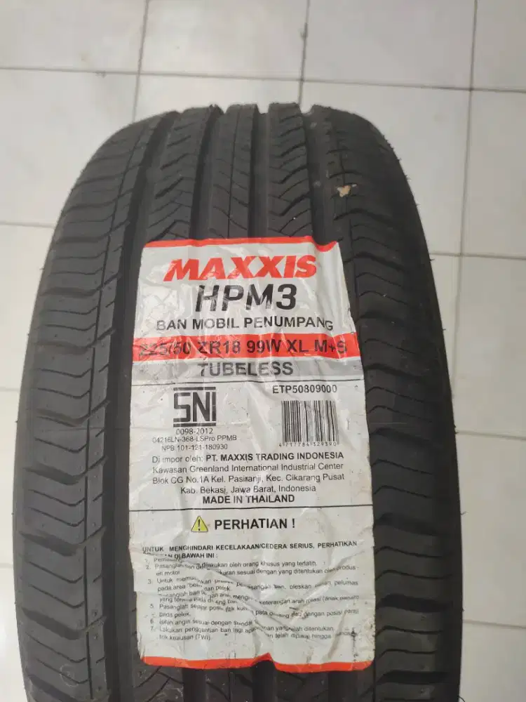 Maxxis HMP3 225/50 R18