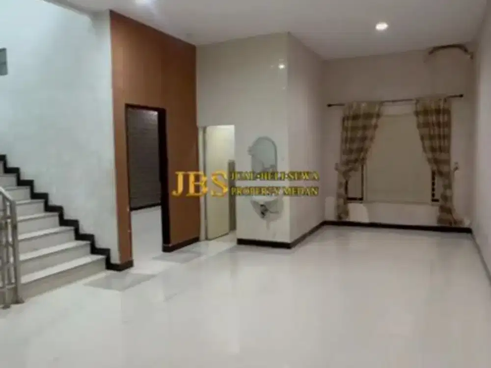 Dijual Rumah 2,5 Tingkat di Komplek Cemara Asri Medan Jalan Azalea 2