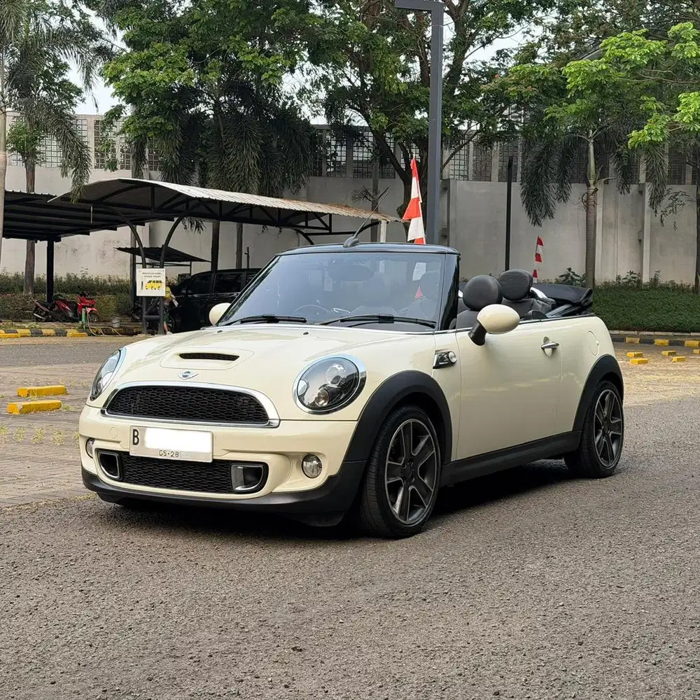 [CASH] Mini Cooper S Convertible 2013