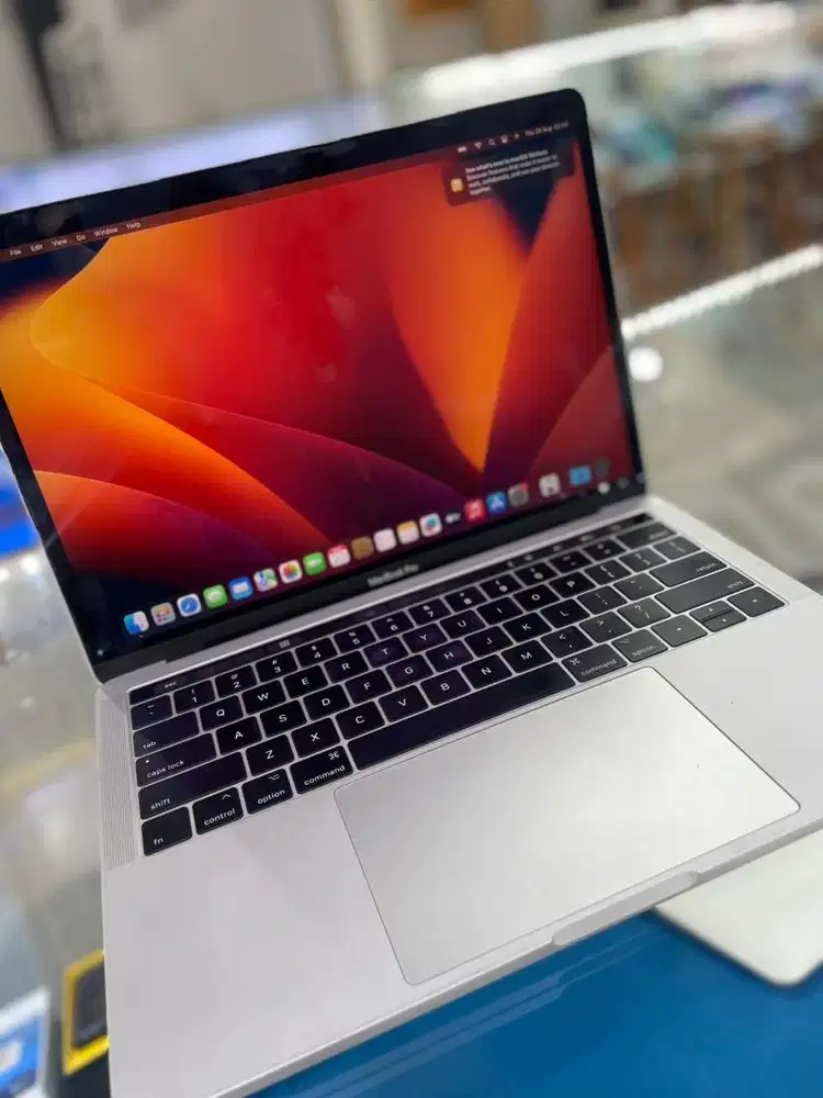 Macbook Pro 2017 Core i5 8/255