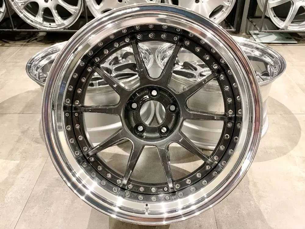 Velg SSR Professor SP3 Japan, R-19, Lebar 10 - 10.5, PCD 5x114