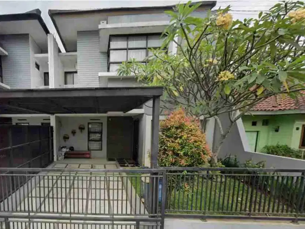 Rumah Modern Minimalis Sayap Buah Batu