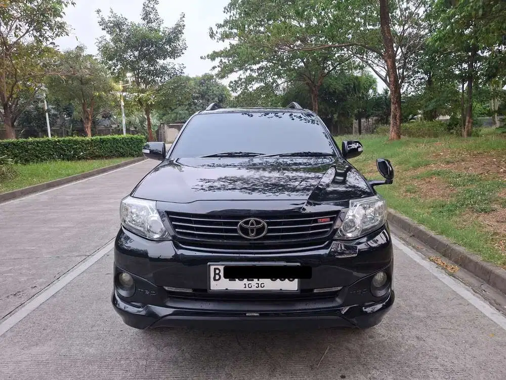 Toyota Fortuner 2015 Bensin