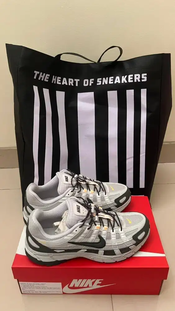 Dijual Nike P 6000 baru banget