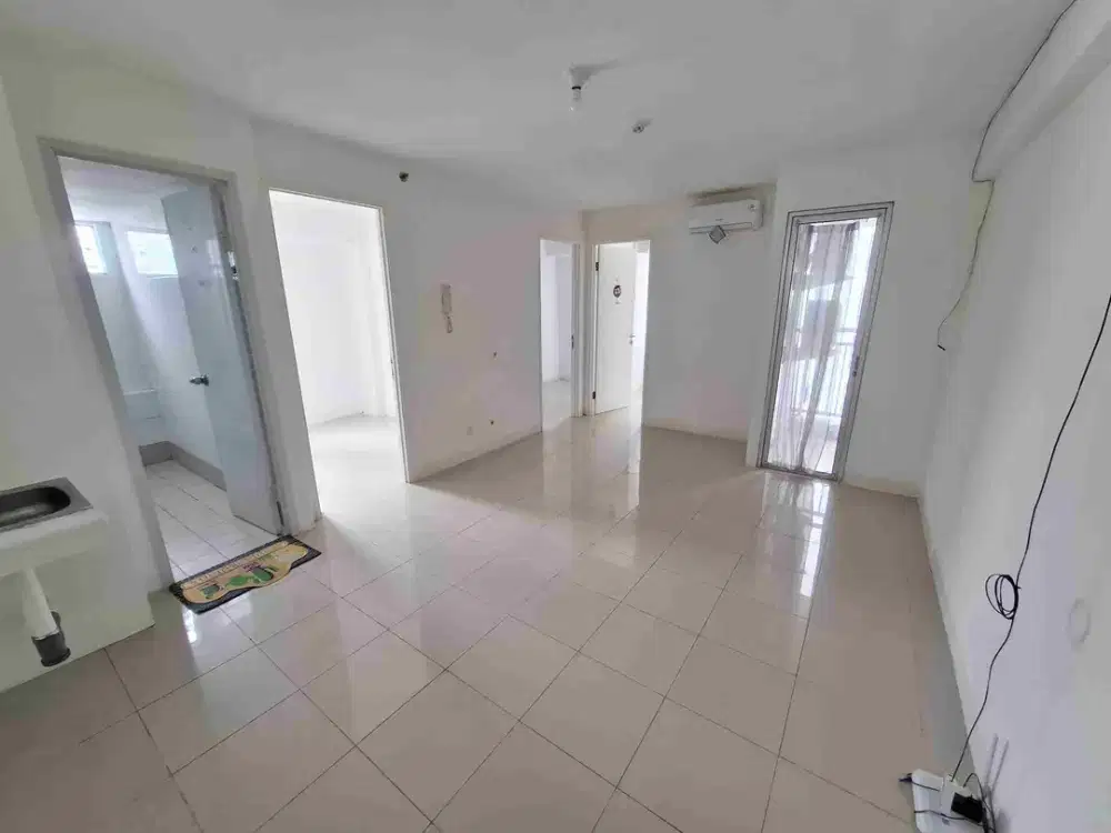 Sewa Tahunan 3BR Unfurnished - Apartemen Bassura City - Tower Edelweis lt.19