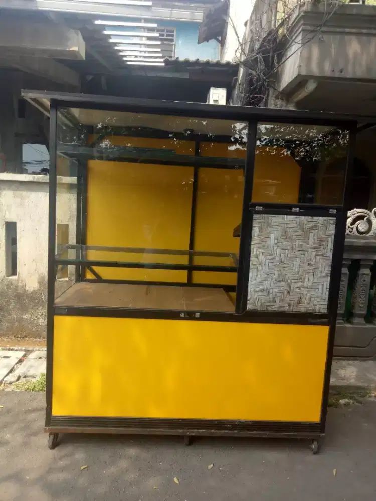 Gerobak serbaguna kondisi bagus dan kuat