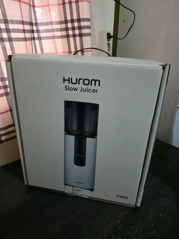 Hurom H400 Slow Juicer Korea