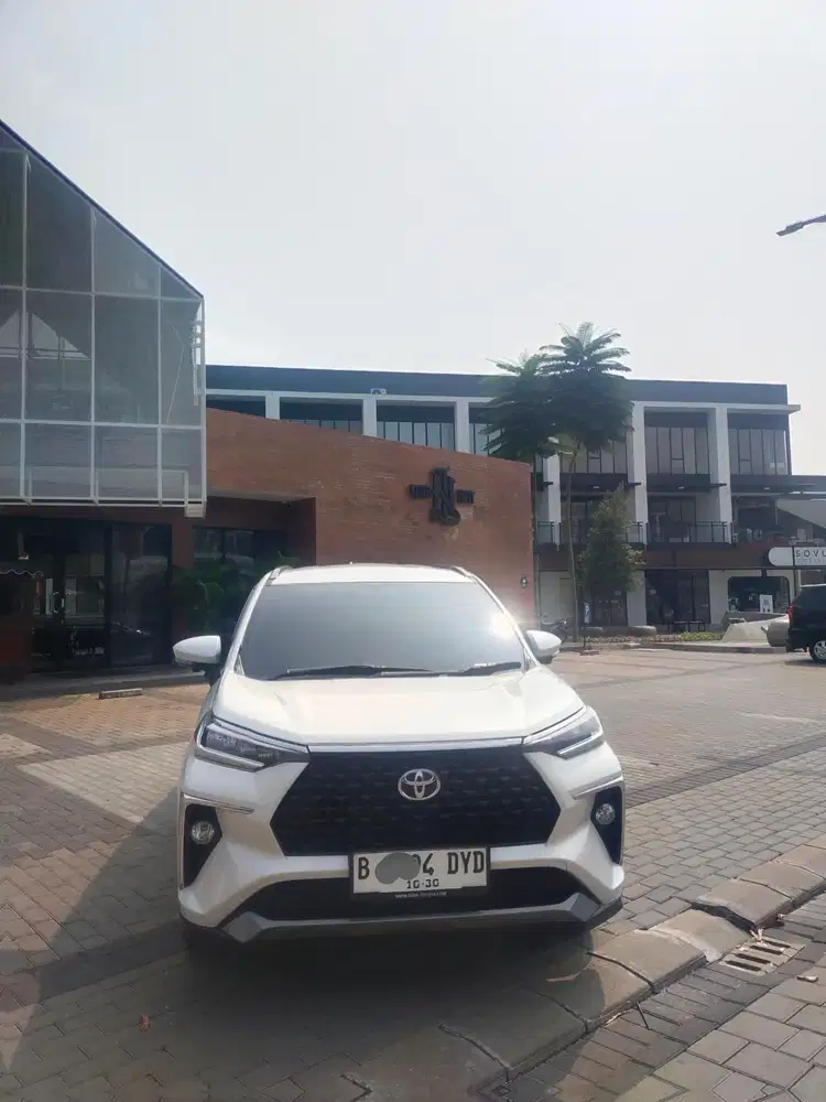 ( KM LOW ) VELOZ Q CVT 2023 KM 8 RB SIAP PAKAI PROMO MURAH