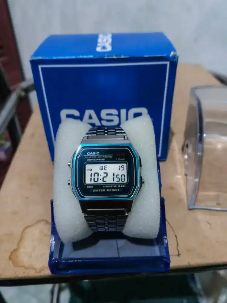 Casio A159W ( made in japan )