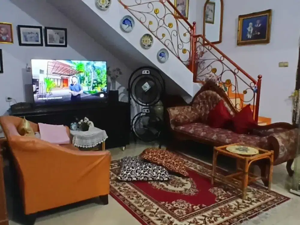 Dijual Rumah di Kawasan Jakarta Selatan Dengan Tanah Luas dan Semi Furnished BS-18628