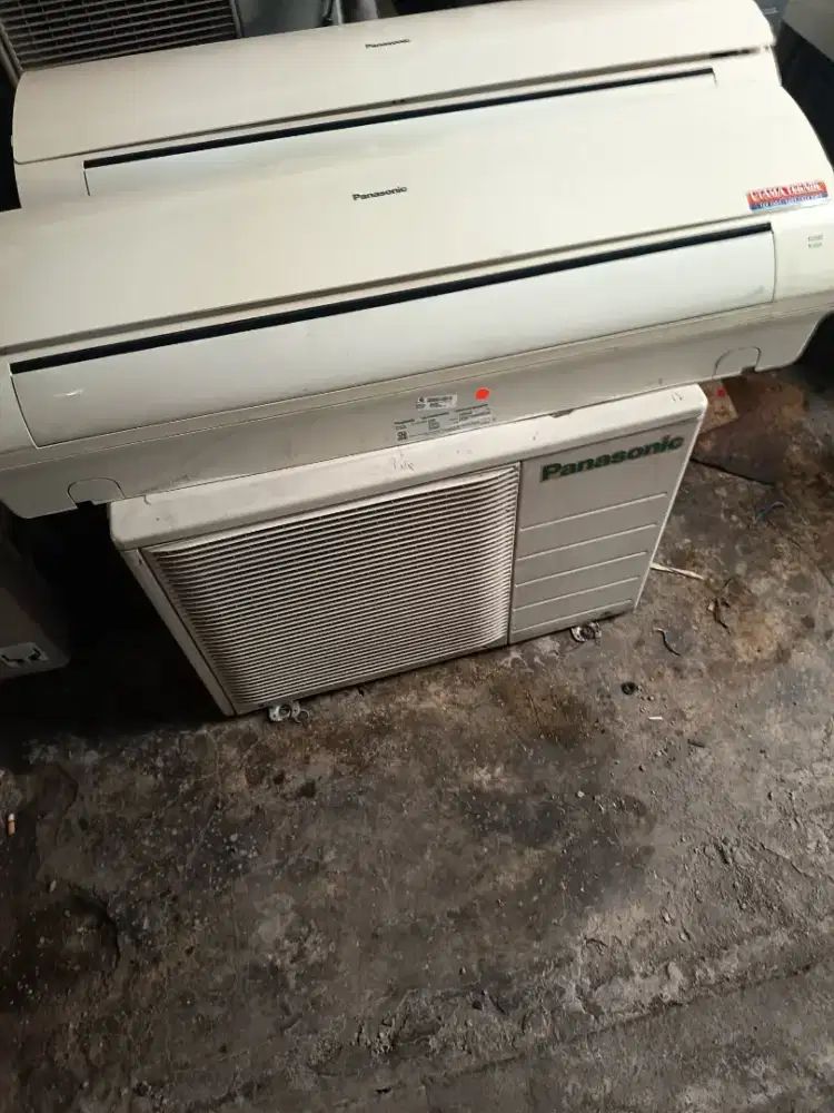 AC 2pk ready banyak