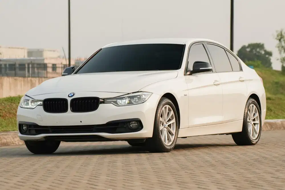 BMW 320i Sport Facelift LCI 2018 (F30)