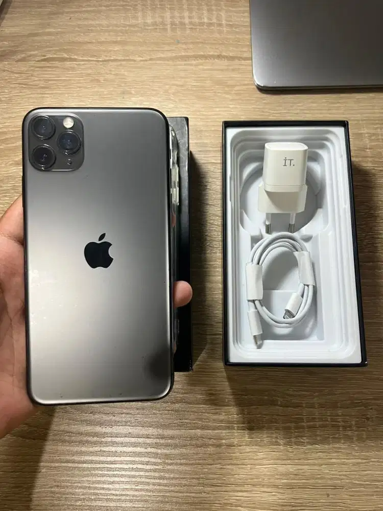 IPHONE 11 PRO MAX 512 ex KEMENPERIN