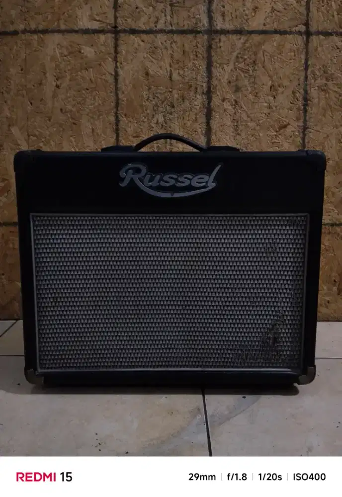 Amplifier Gitar Russel RG -15