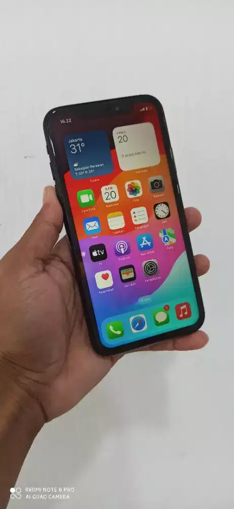 Iphone xr ( 64gb ) Lengkap, jaringan permanent